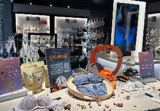 Lady新店威秀店