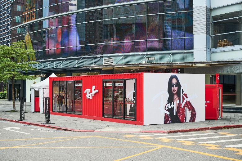 賀成交｜Ray-Ban雷朋 信義 A19前廣場快閃店